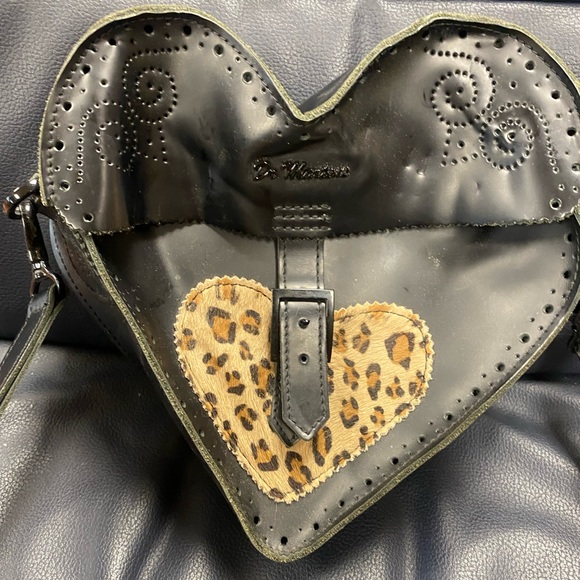 Dr. Martens Satchel Shoulder Bag 2018 Valentine's Limited Leopard Print Heart - Picture 2 of 8